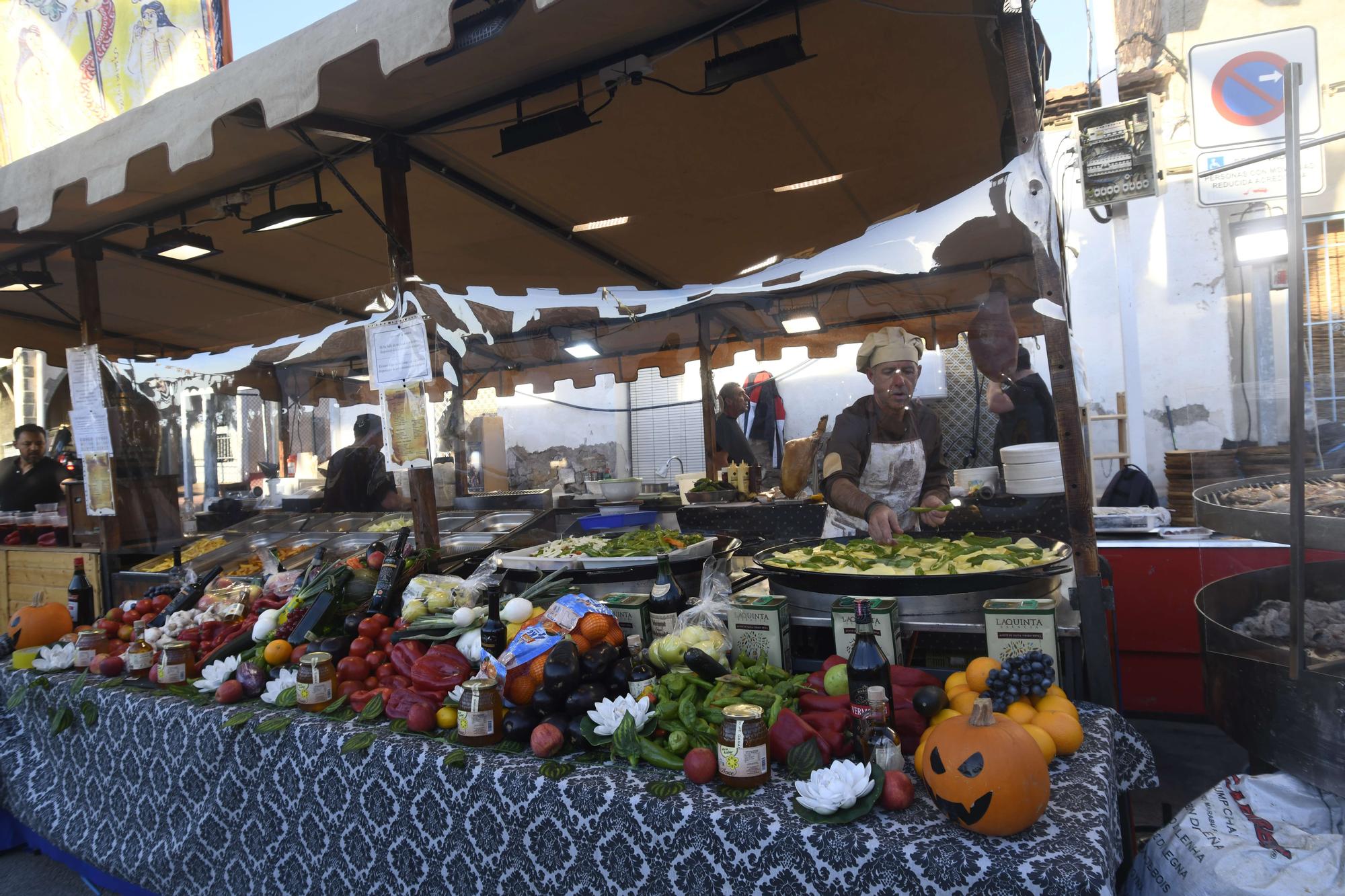 El mercadillo medieval de Guadalupe, en imágenes