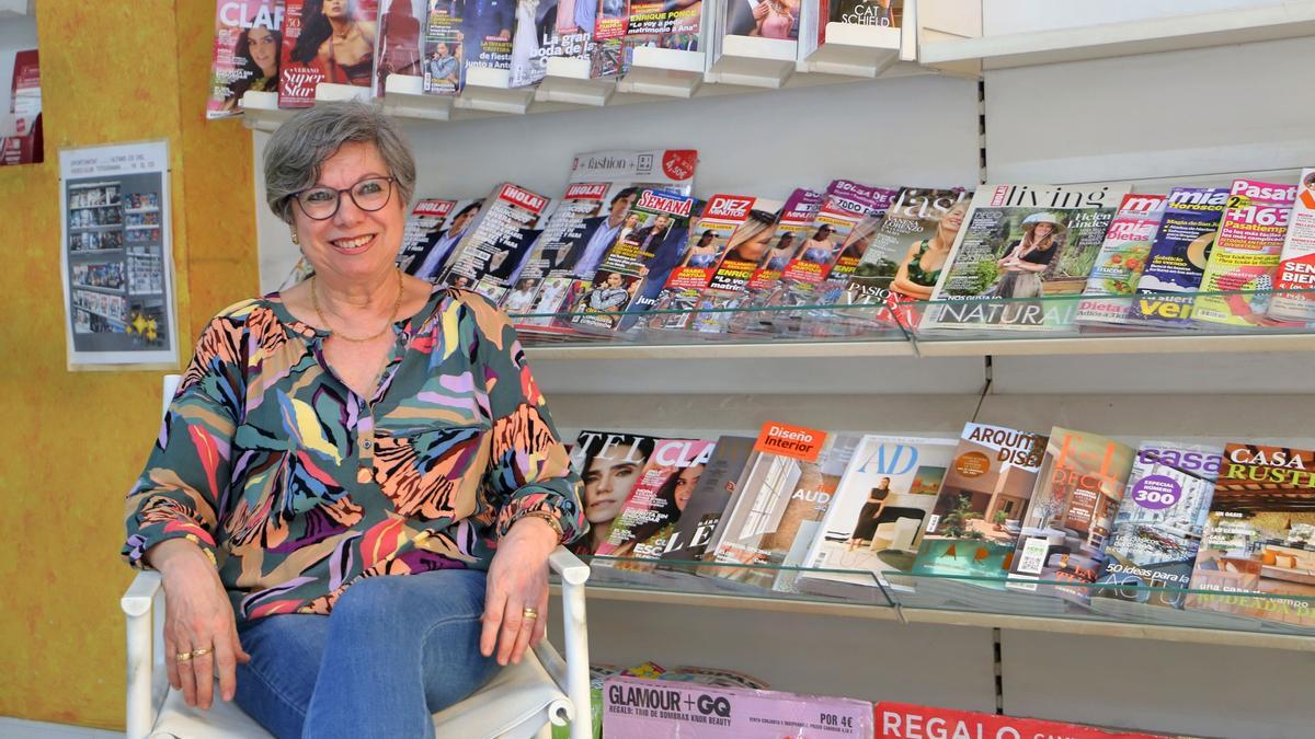 Angelina Granollers Biló, a la botiga que ha regentat bona part de la seva vida