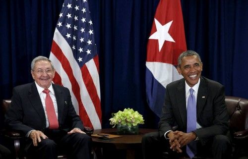 Raúl Castro y Obama se han reunido este martes en la ONU, dando así un nuevo paso en el acercamiento entre ambos países