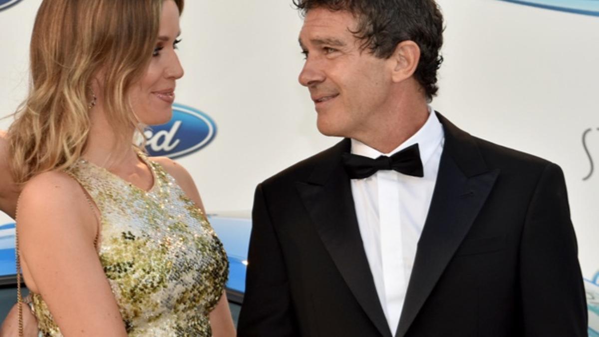 Antonio Banderas y Nicole Kimpel muestran su complicidad en la gala Starlite 2017