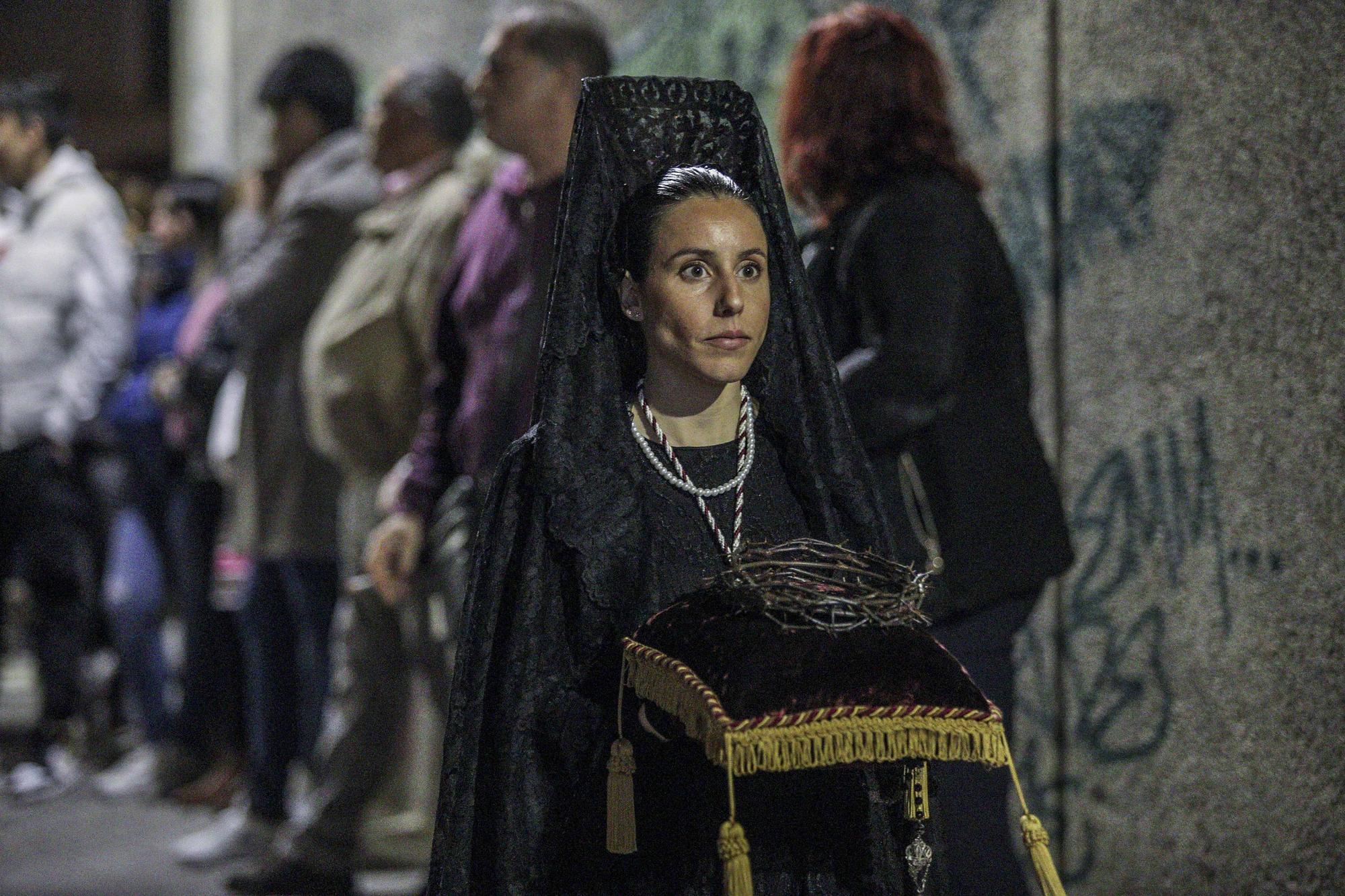 Procesiones Viernes Santo Nuestra Señora de la Soledad de Santa Maria y Hermandad Penitencial Mater Desolata Alicante