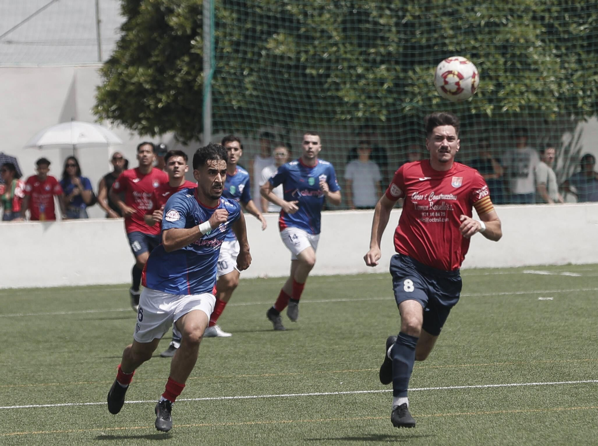 Las imágenes del encuentro entre el Porreres y el Atlético Monzón