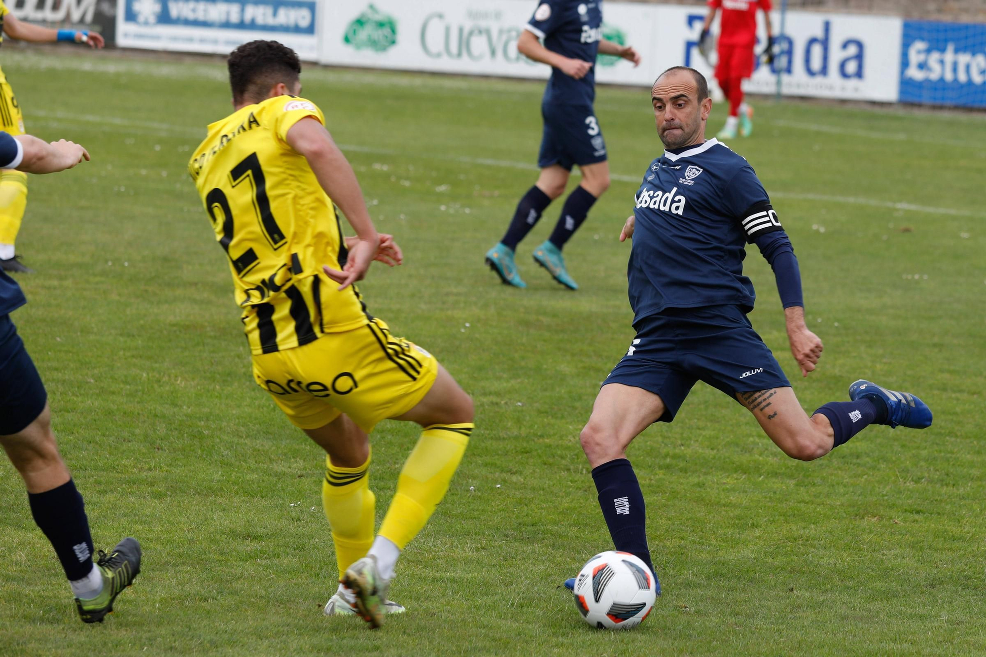 En imágenes: así ha sido la jornada en Segunda RFEF para los equipos asturianos