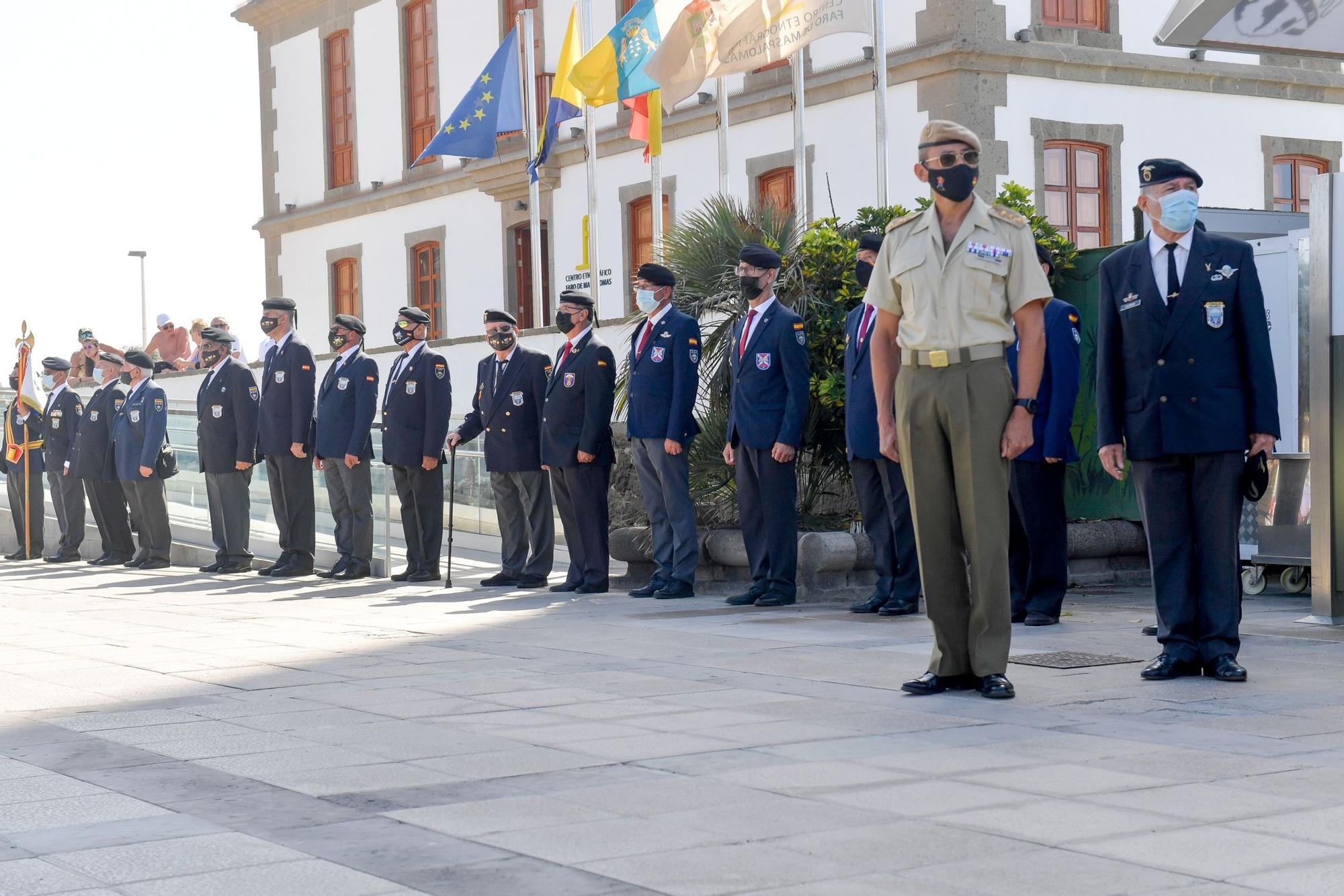 Acto de homenaje a los paracaidistas caídos en acto de servicio entre 1965 y 1979 en Maspalomas