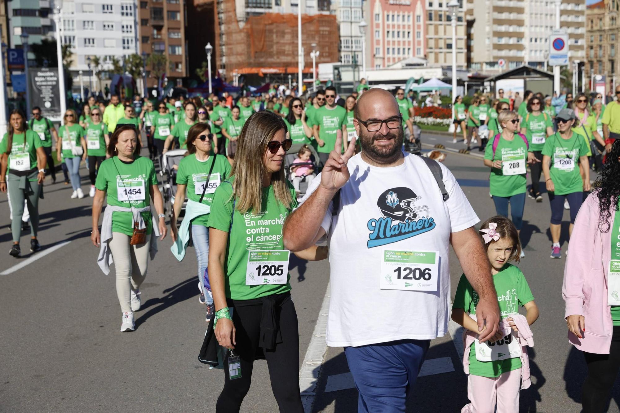 Así fue la carrera contra el cáncer en Gijón (en imágenes)