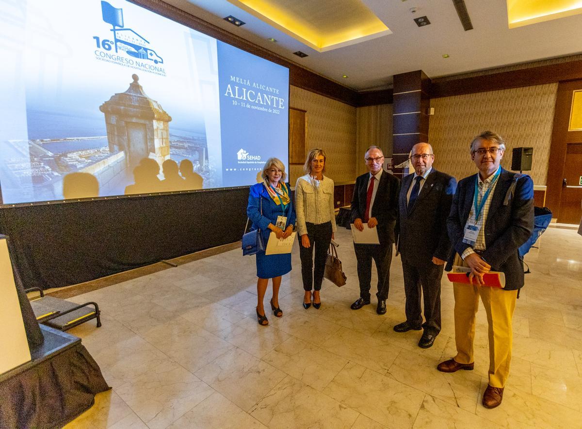 Las autoridades que han inaugurado el congreso