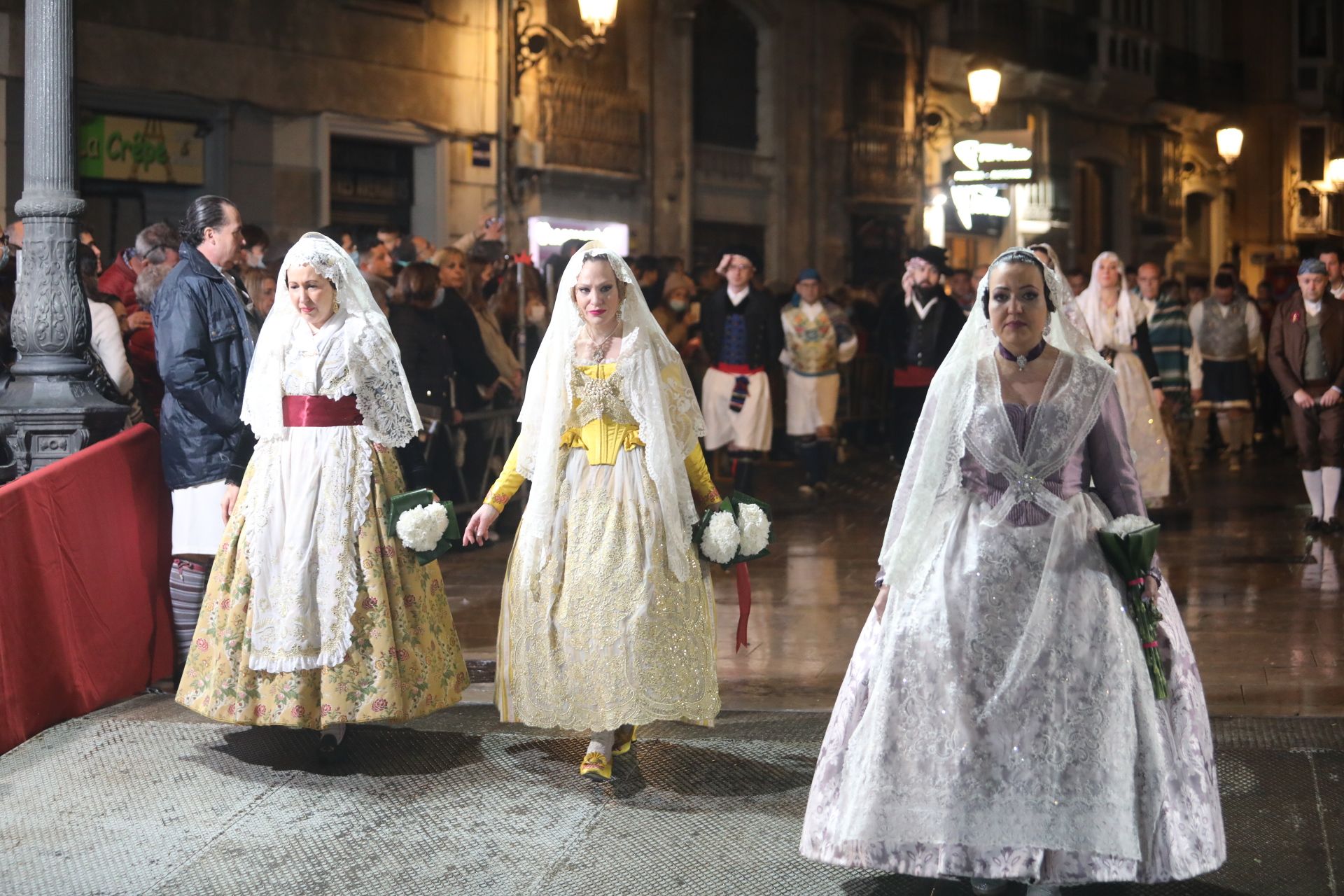 Búscate en la Ofrenda por la calle Quart (entre 21.00 y 22.00 horas)