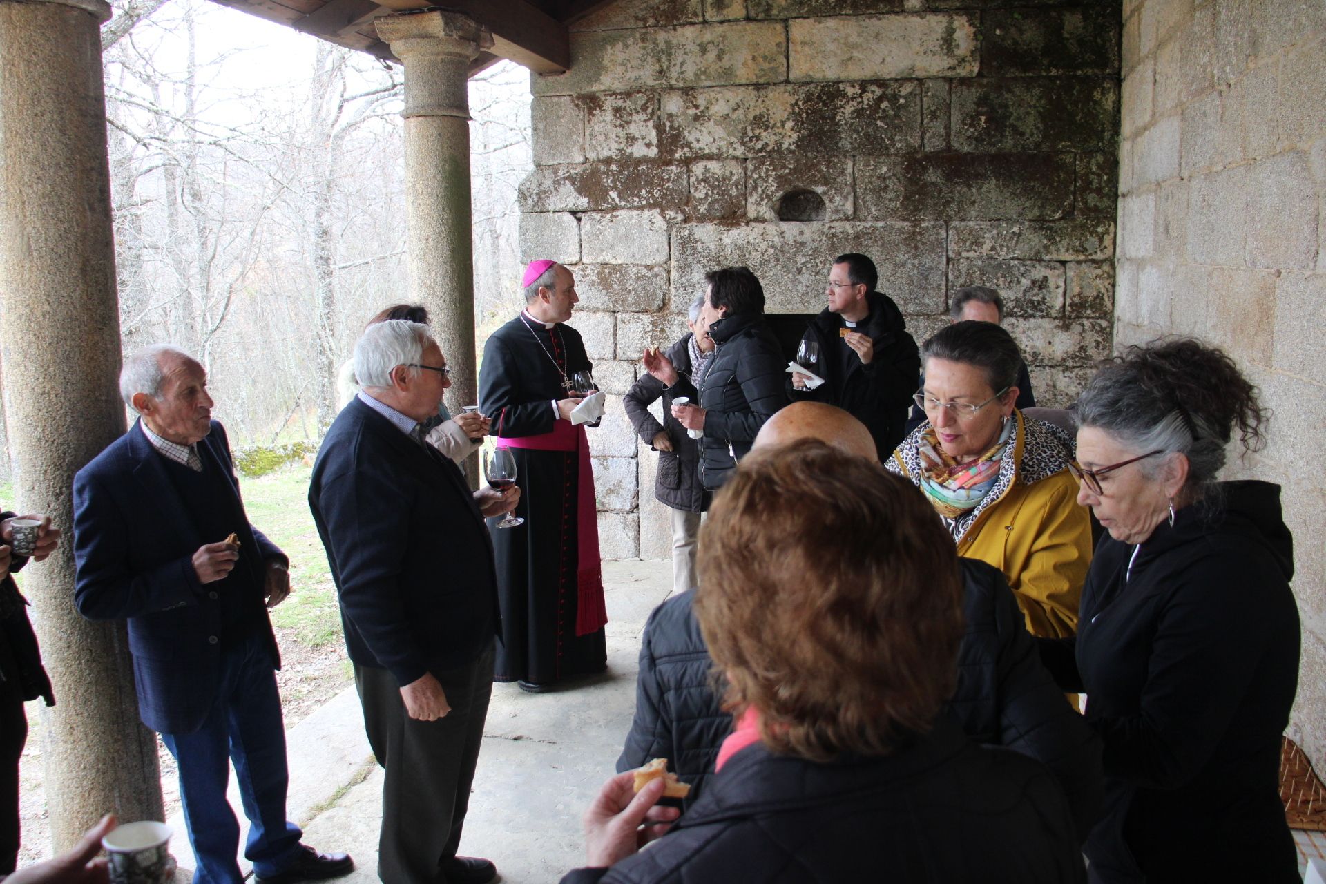 Visita del obispo de Astorga a Sotillo, Coso, Cerdillo, Murias, Limianos, San Ciprián y la residencia de El Puente de Sanabria