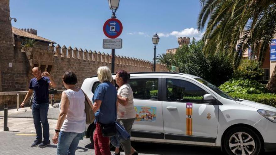 Palma de Mallorca wirbt für City Touren per Taxi
