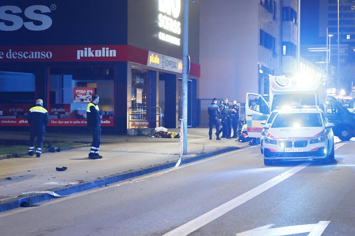 Brutal accidente de tráfico en Gijón con dos fallecidos