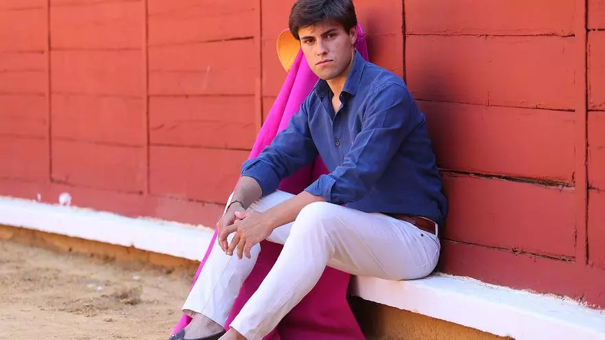 Fuentes Bocanegra, novillero