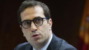 La carrera meteòrica d’un economista de l’Estat davant  el repte de guanyar perfil polític