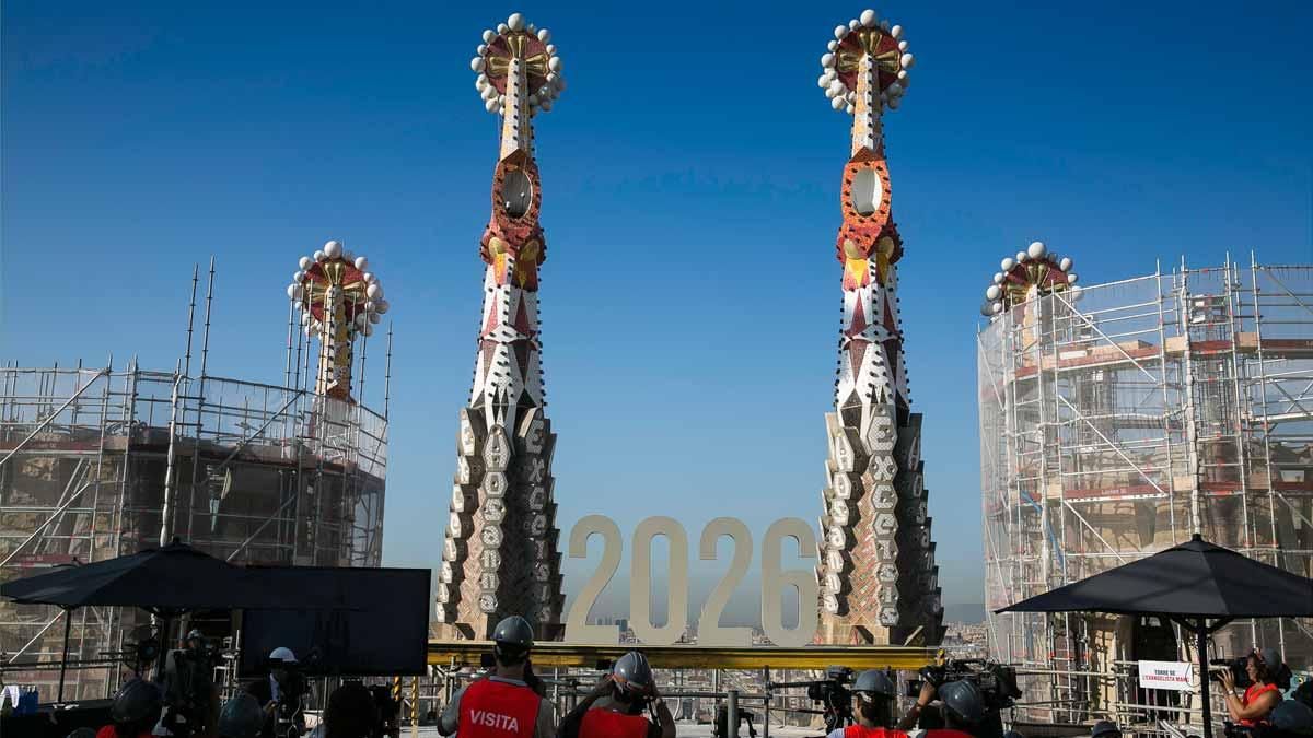 Vídeo virtual de la Torre de Jesús de la Sagrada Familia.