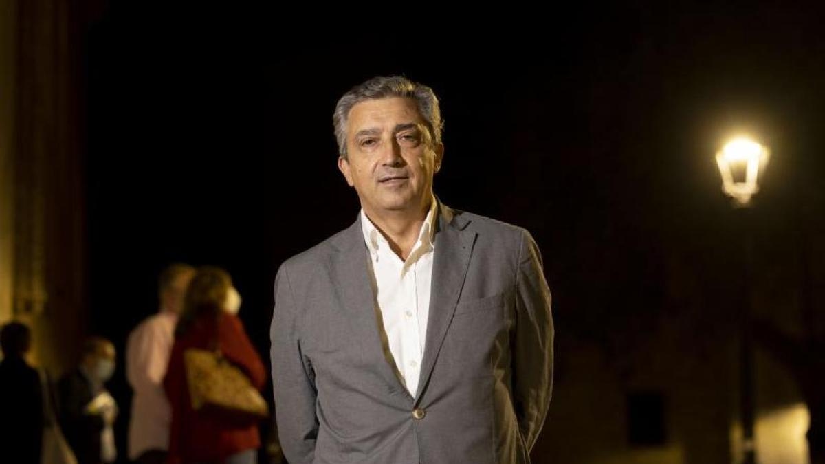 El escritor Enrique Andrés Ruiz, autor de 'Mister Ángel del Río'.