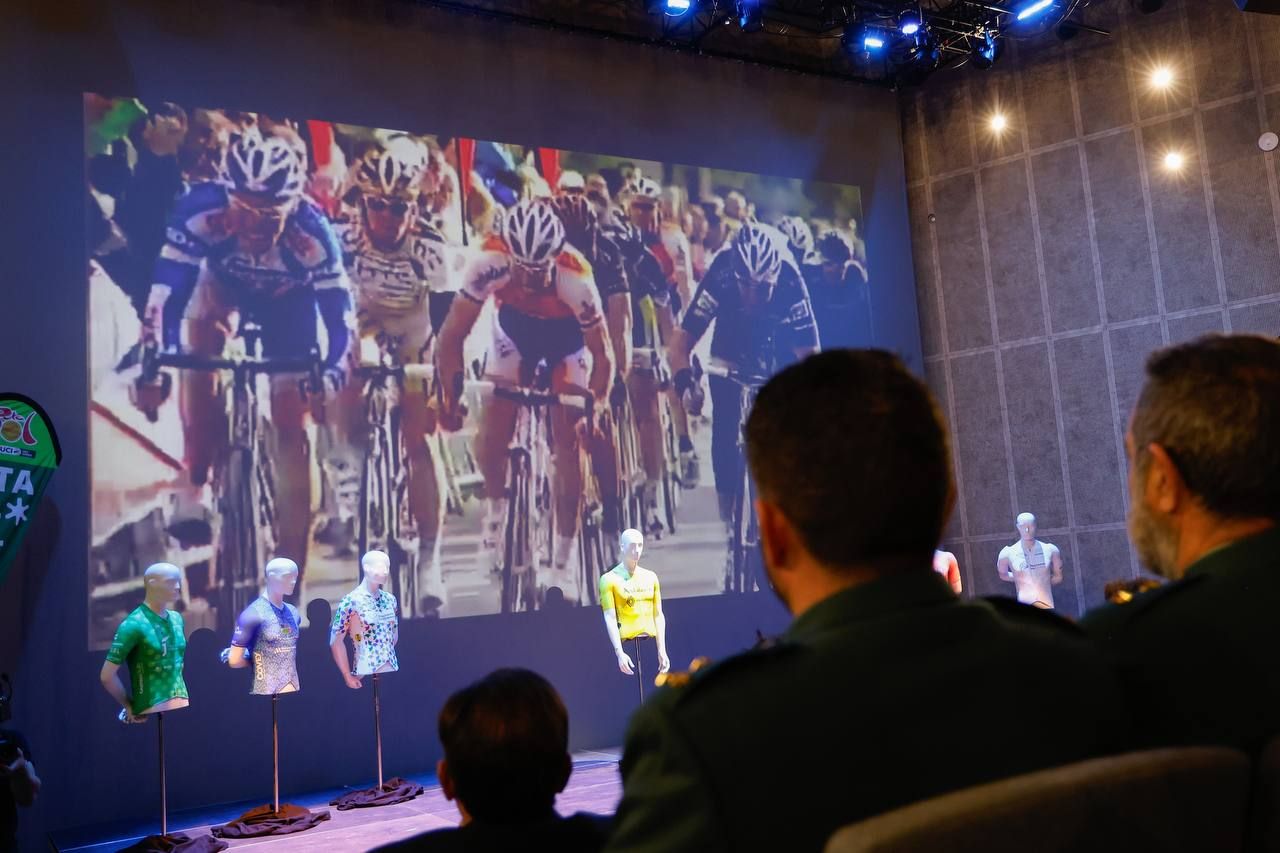 La presentación del centenario de la Ruta del Sol Vuelta Ciclista a Andalucía, en imágenes