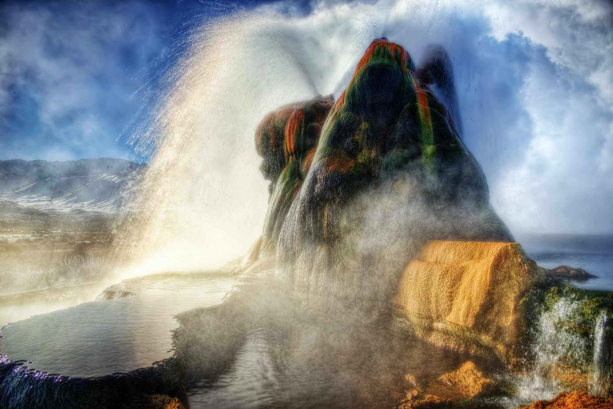 El géiser arcoríris de Nevada