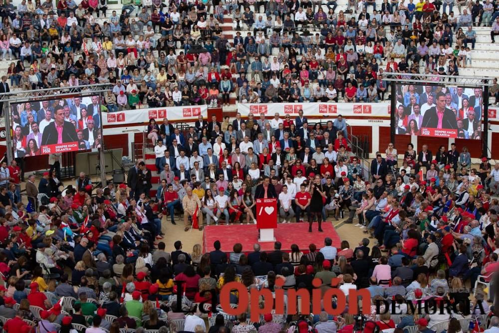 Pedro Sánchez en un acto de campaña del PSOE en Calasparra