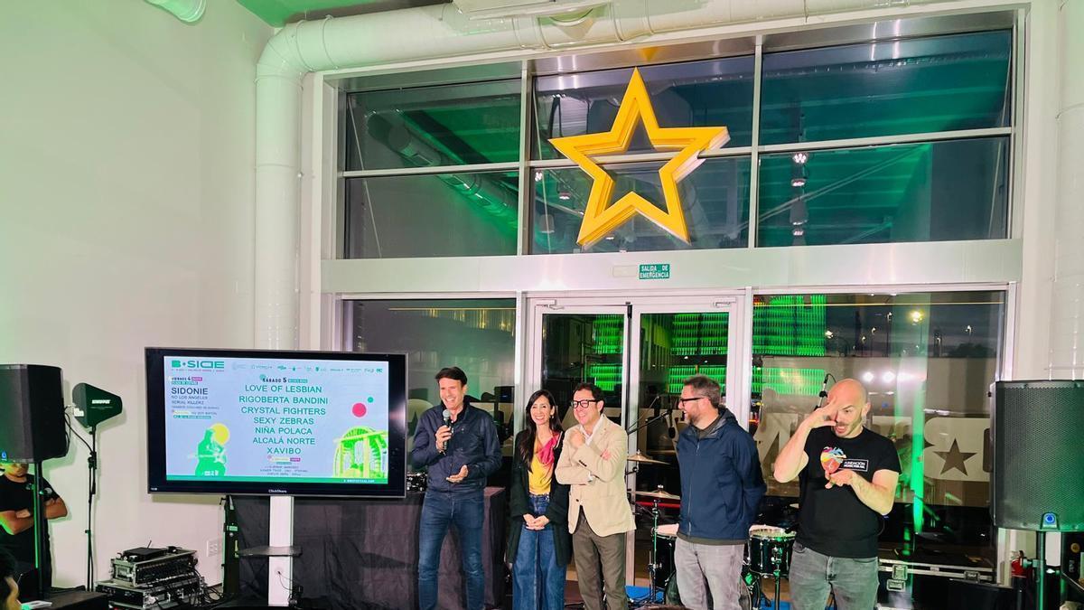 Presentación del B-side