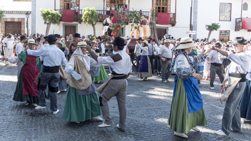 Festival Folclórico Día de Canarias