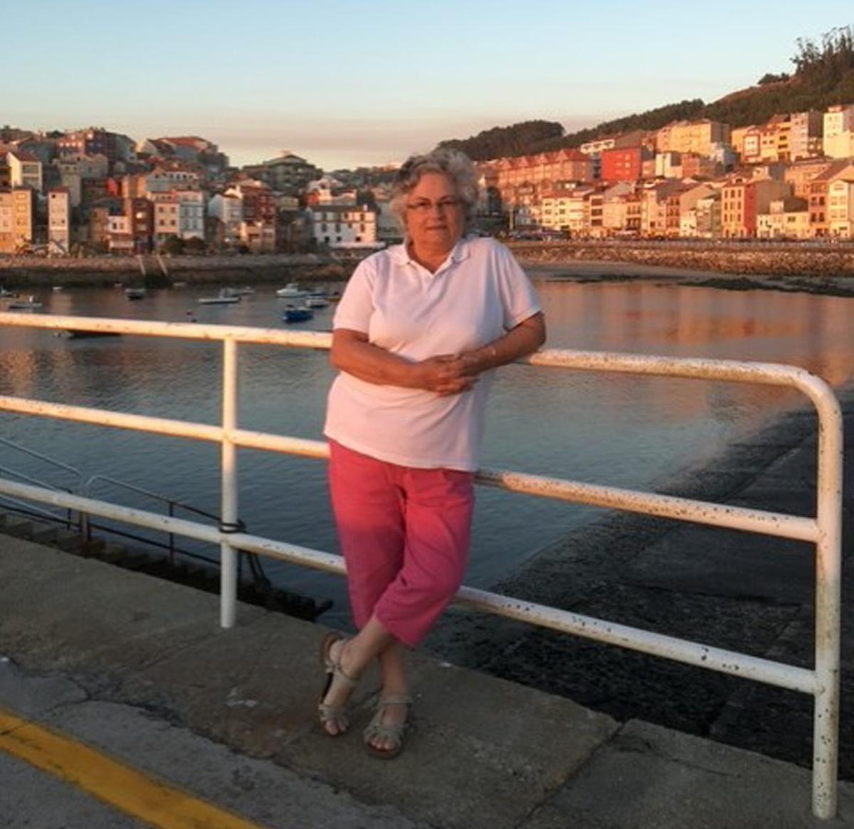 Tini Andrés, coa Guarda 
de fondo.  |  T. A.