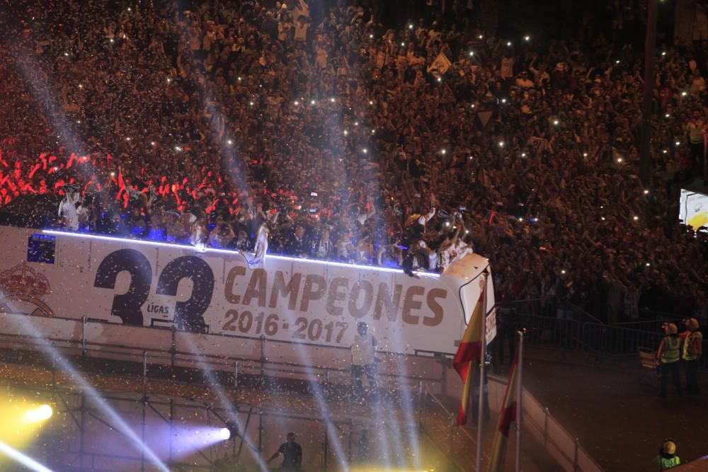 Fiesta del Real Madrid en Cibeles