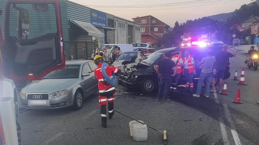 Cuatro heridos, dos de ellos bebés, en un grave accidente en la N-550 entre O Porriño y Redondela