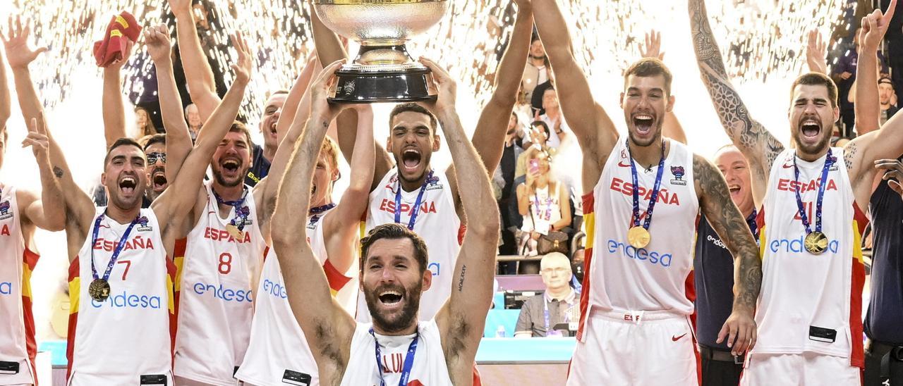 Rudy Fernández feiert „la cuarta vez“ (das vierte Mal) Gold bei der Basketball-EM.