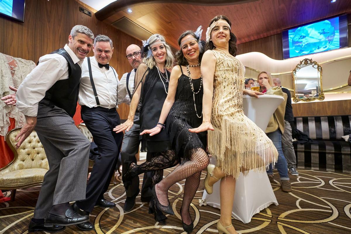Ambiente Gatsby en el sexto aniversario de Casino Vigo.