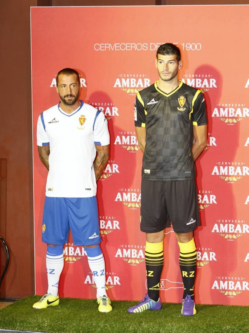 Fotogalería: presentación de las equipaciones del Real Zaragoza para esta temporada