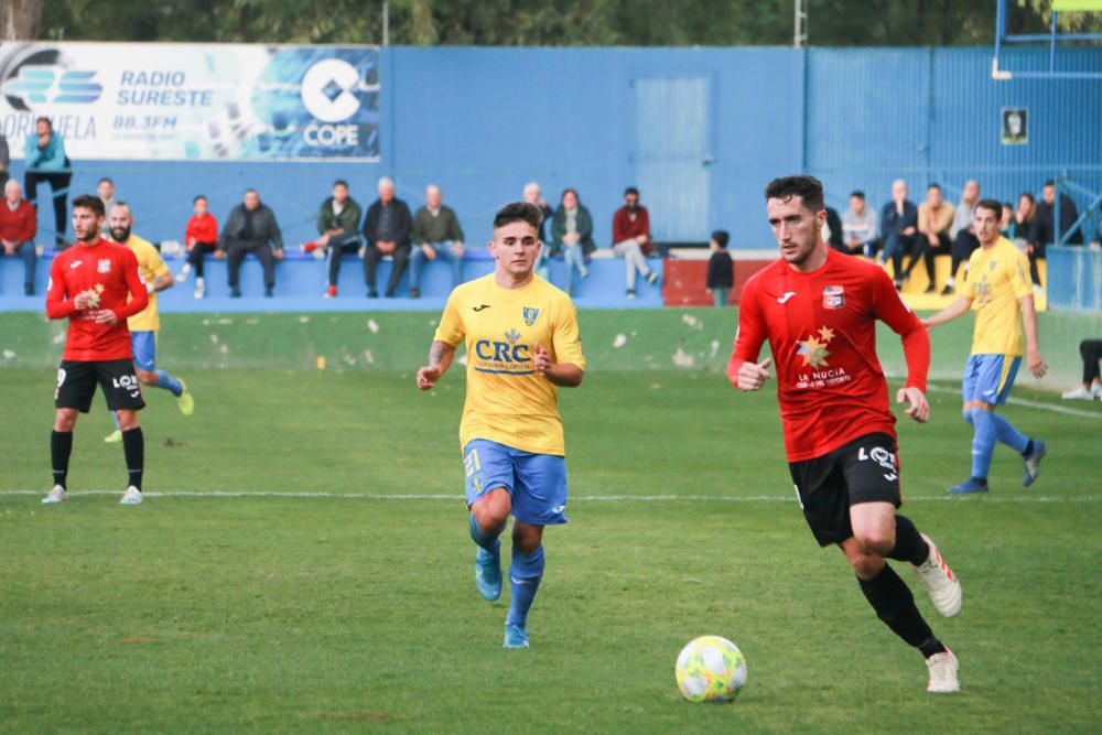 El conjunto de César Ferrando no aprovecha la expulsión del portero Emilio en el 52' y deja escapar dos puntos para colarse en los puestos de ascenso a Segunda