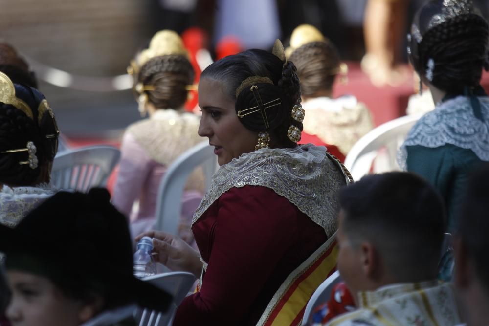 Homenaje de las fallas del Marítimo a la Senyera