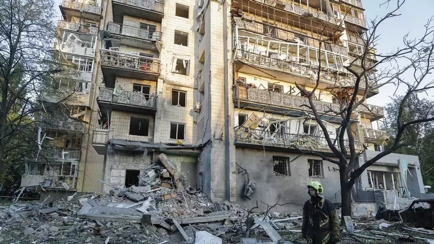 Al menos un muerto en Kiev tras un ataque ruso con misiles