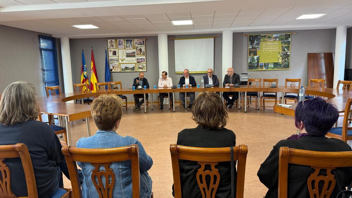 Presentación de las ayudas al transporte de interior en la Serranía.