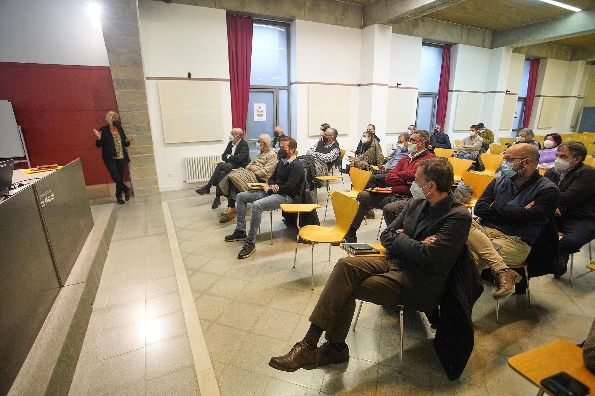 Municipis del Vallès Occidental s’interessen pel sistema de contenidors intel·ligents de Girona