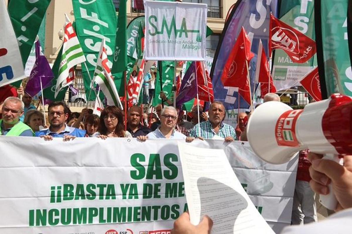 Los 3.700 profesionales que cubrirán las sustituciones de verano solo representan el 58% de la plantilla actual