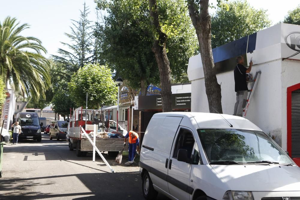 Preparativos para la apertura al público de la Feria de Muestras