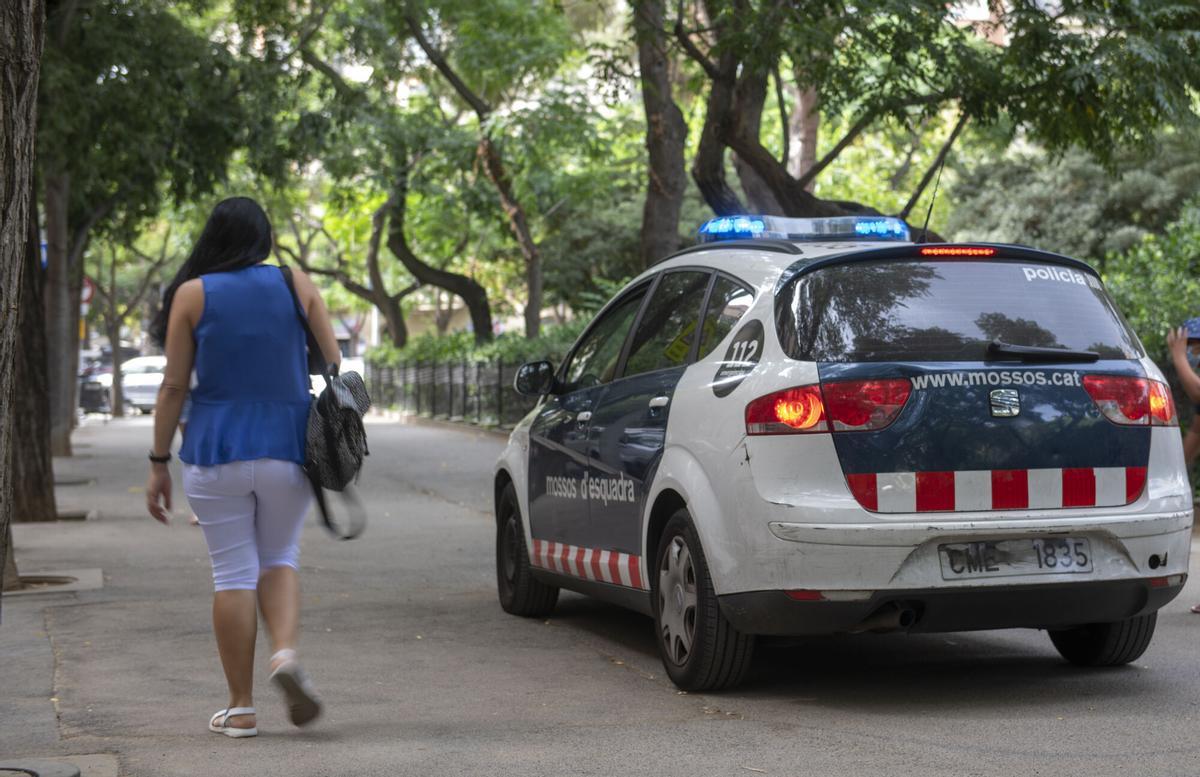 Un vehículo de los Mossos, en una imagen de archivo.