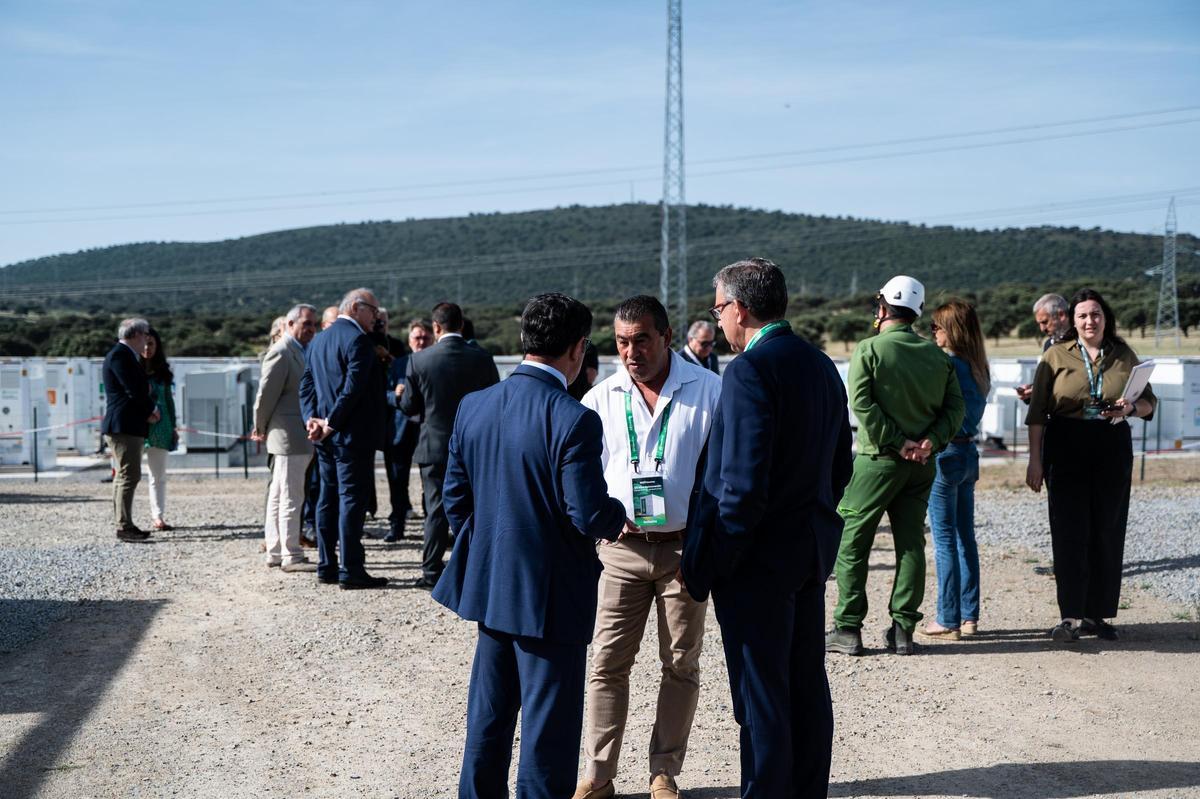Fotogalería | Las imágenes del acto de inauguración de la mayor batería de almacenamiento de energía de España