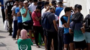 Ceuta segueix en alerta per por de noves onades migratòries