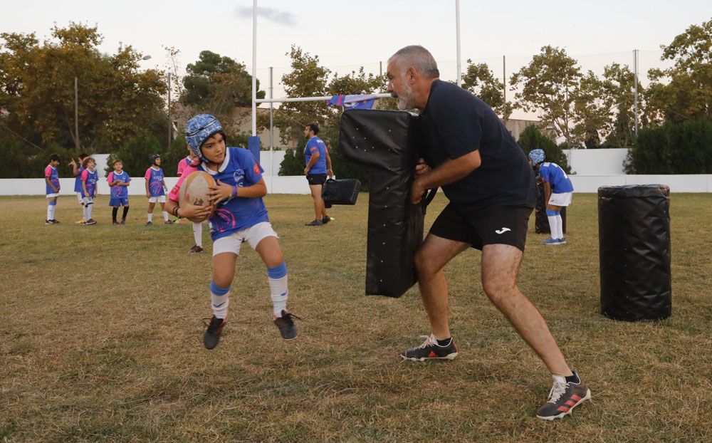 Estreles de Morvedre, un equipo modesto en Baladre, que transmite los valores del rugby, más allá del terreno de juego.