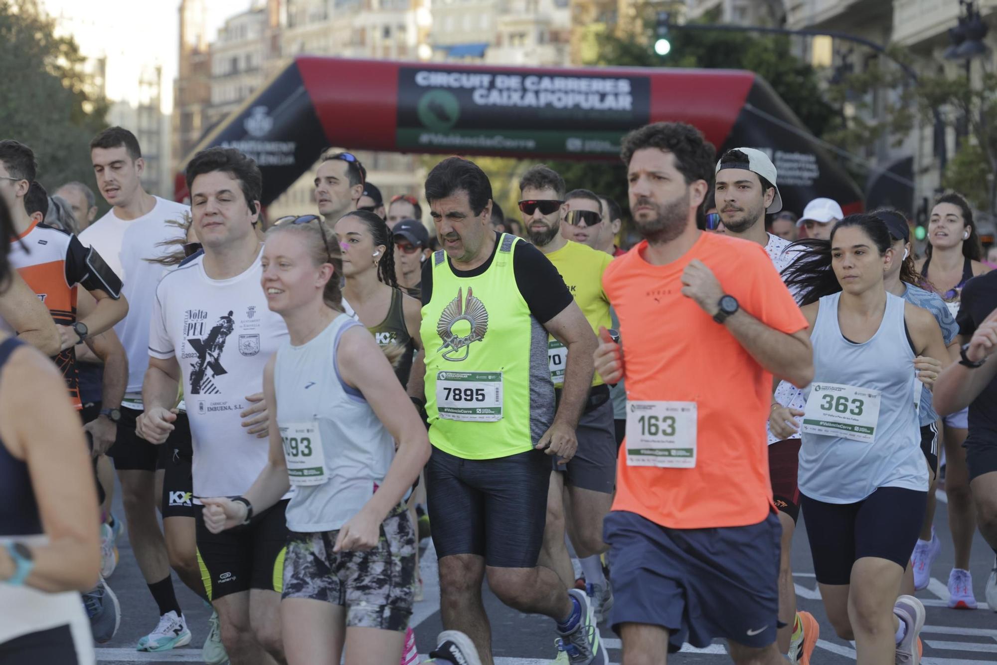 Asi ha sido la Volta a Peu de les Falles en València