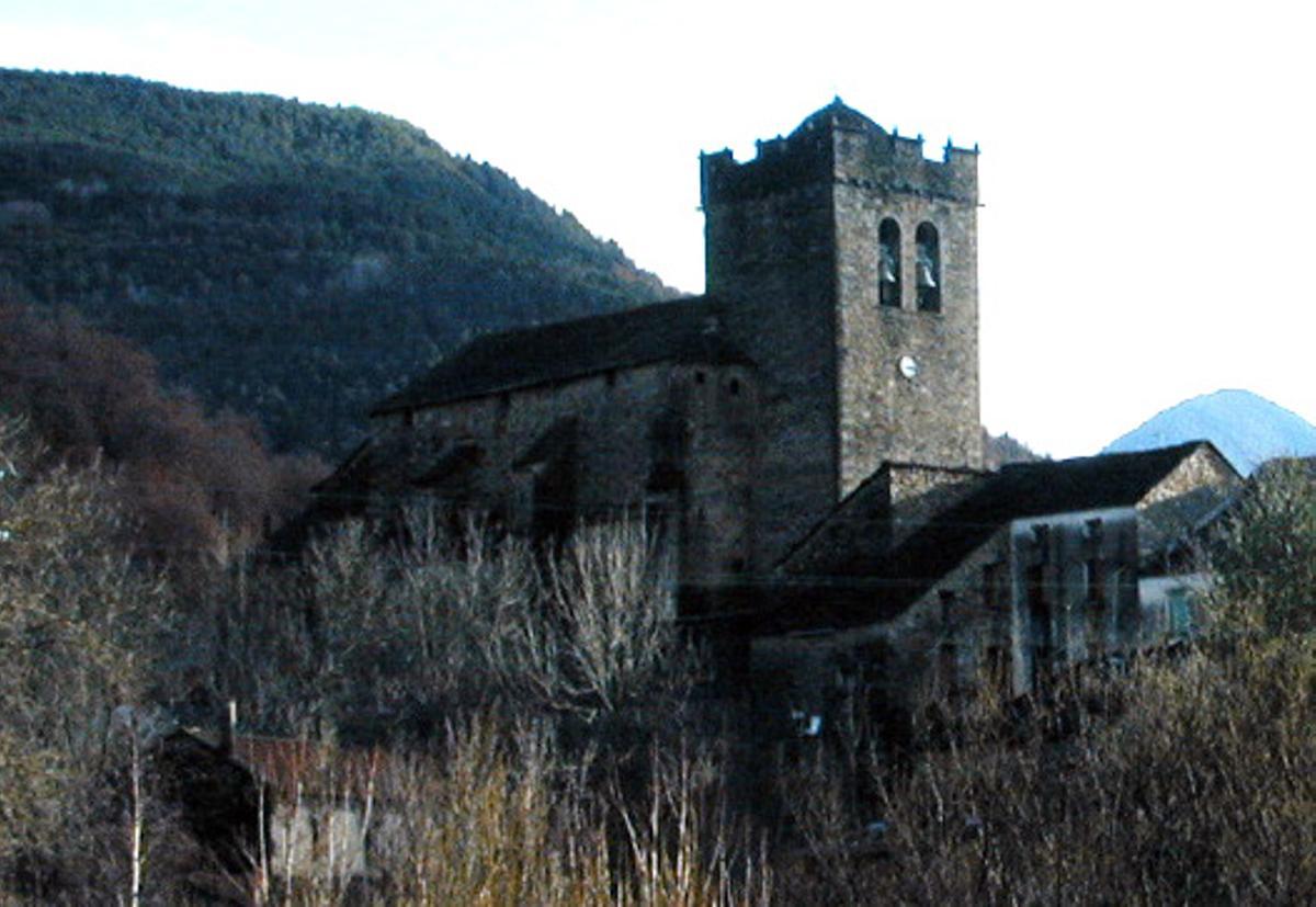 Iglesia de San Pedro apóstol en Broto