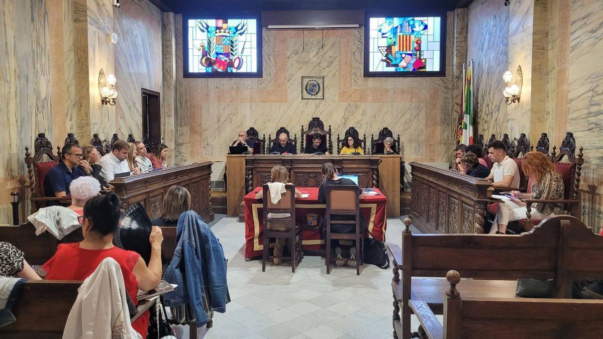 Un instant del ple de juny a l'Ajuntament de Berga