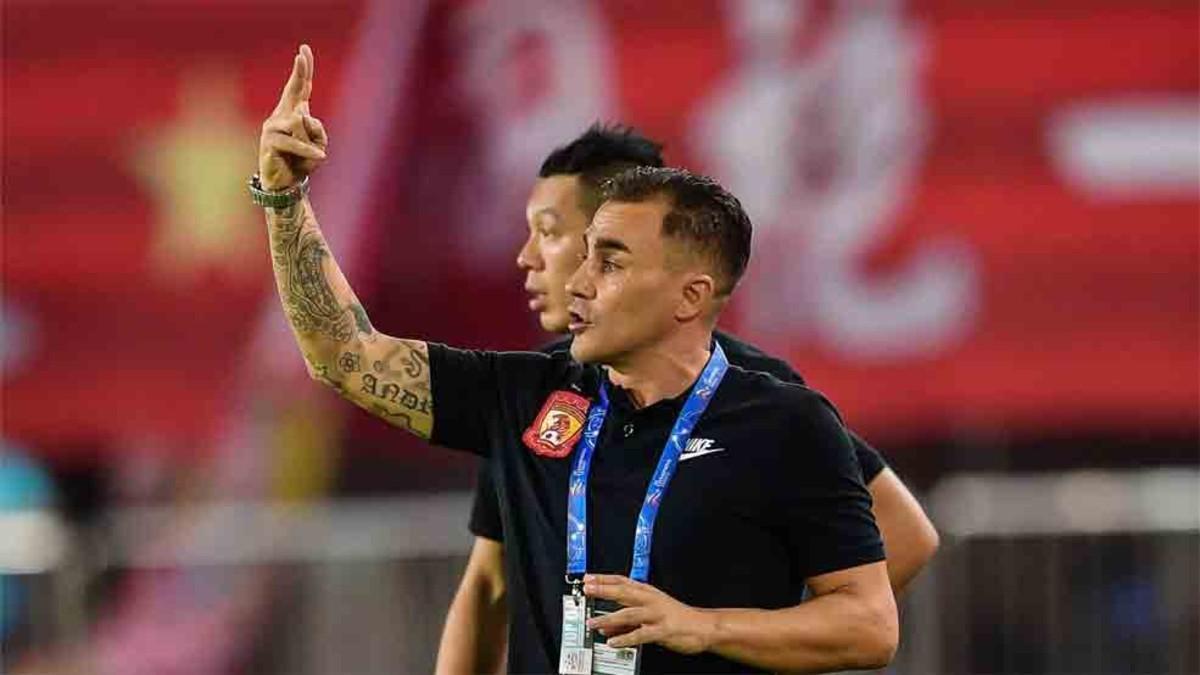 Cannavaro tiene problemas en China