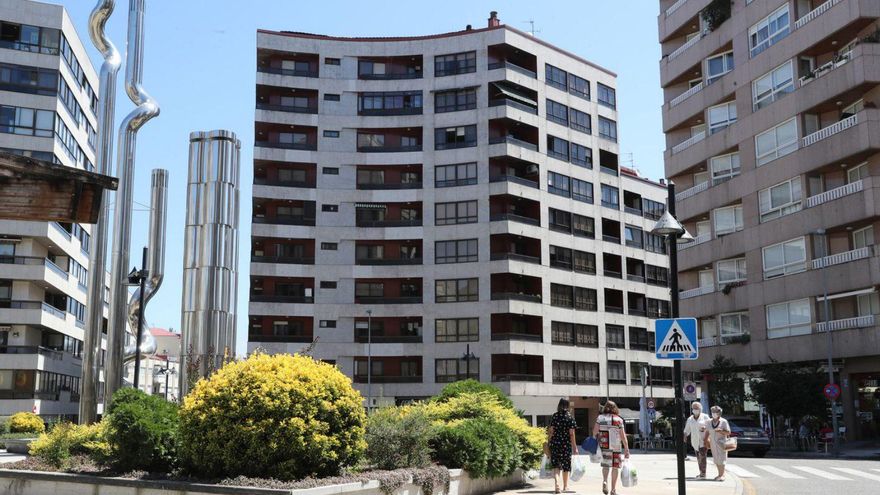 El edificio está ubicadoen la céntricaplaza Elíptica.