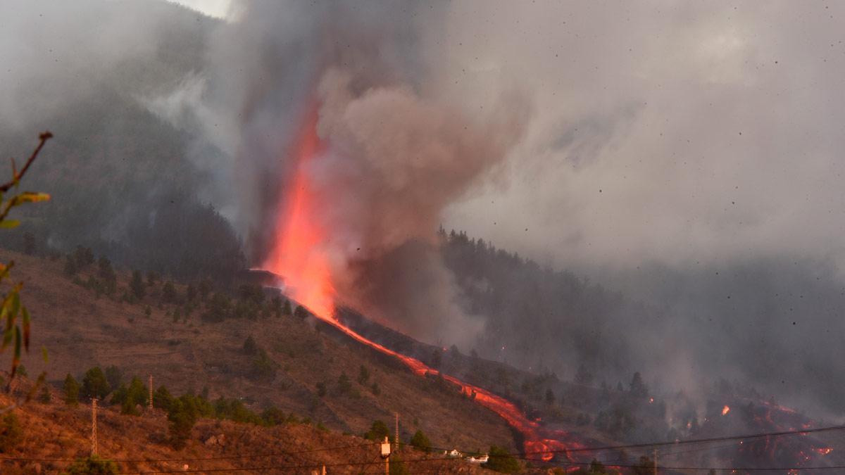 El volcán de La Palma sigue en erupción