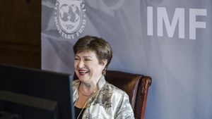 L’FMI millora les perspectives mundials i manté les d’Espanya