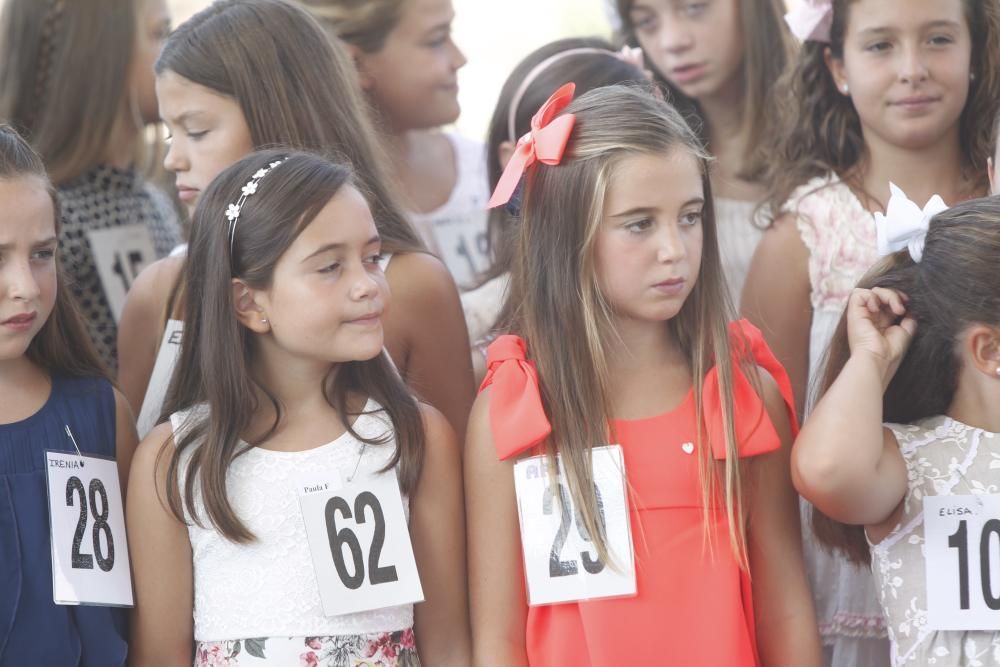 Las candidatas a la Corte de Honor Infantil, en l'Oceanogràfic