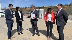 Presentación nueva sed Toyota con los responsables del proyecto junto a la alcaldesa de Sabadell, Marta Farrés y el primer teniente de alcaldesa, Pol Gibert 