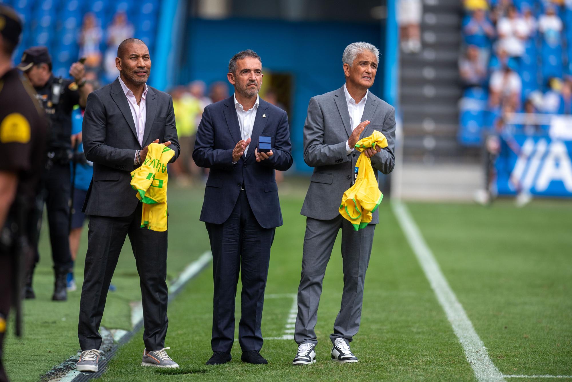 Homenaje a Mauro Silva y Bebeto en Riazor